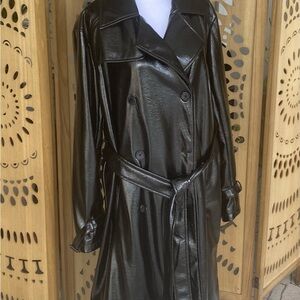 Glossy Black Scoop Trench Coat for Women